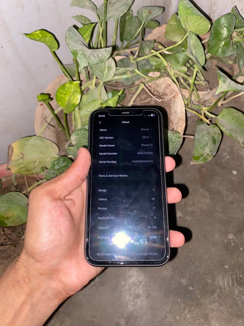 Apple iPhone 11 8