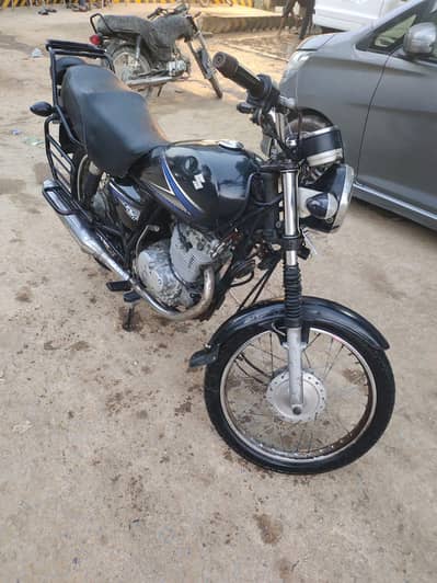 SUZUKI GS 150