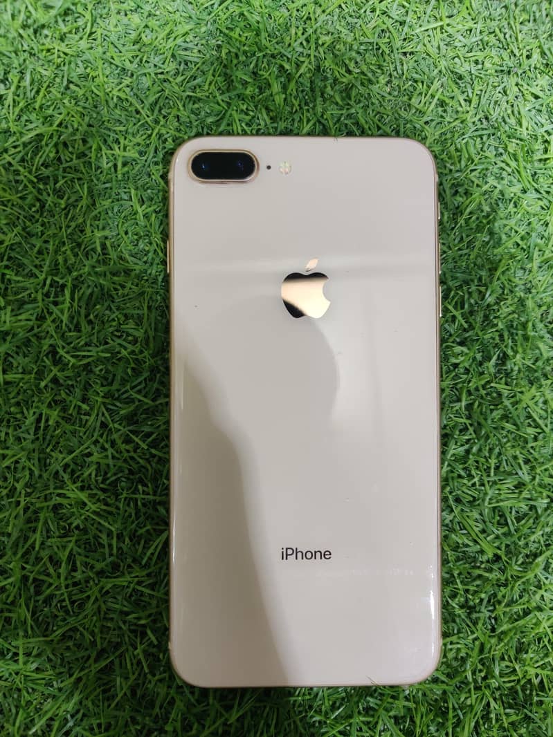 Apple iPhone 8 plus 5