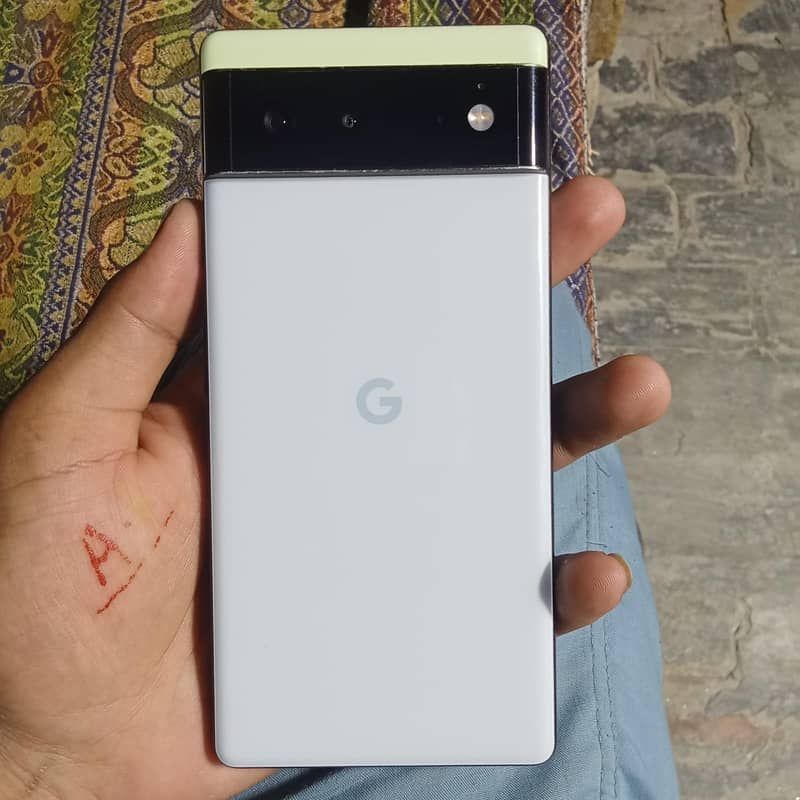 Google Pixel 6 0