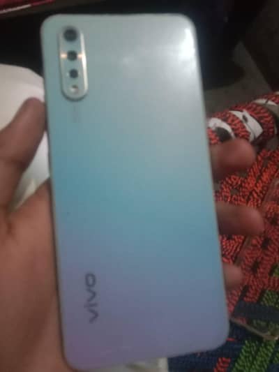Vivo S1