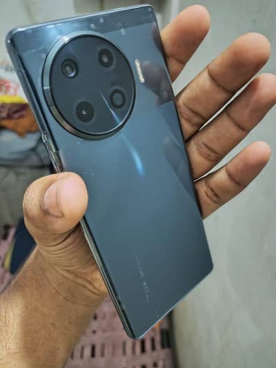 Tecno Spark 20 Pro Plus