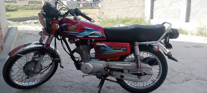 Honda 125 for sell good condition price 185000