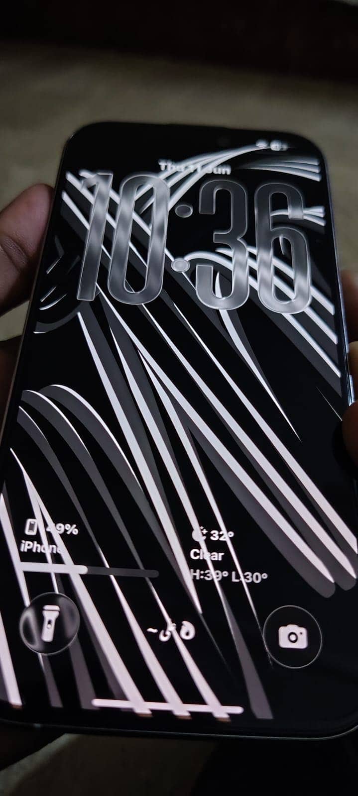 Apple iPhone 15 Pro 4
