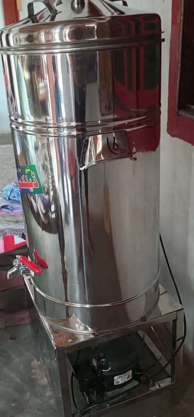 Hot/Cold Water Cooler