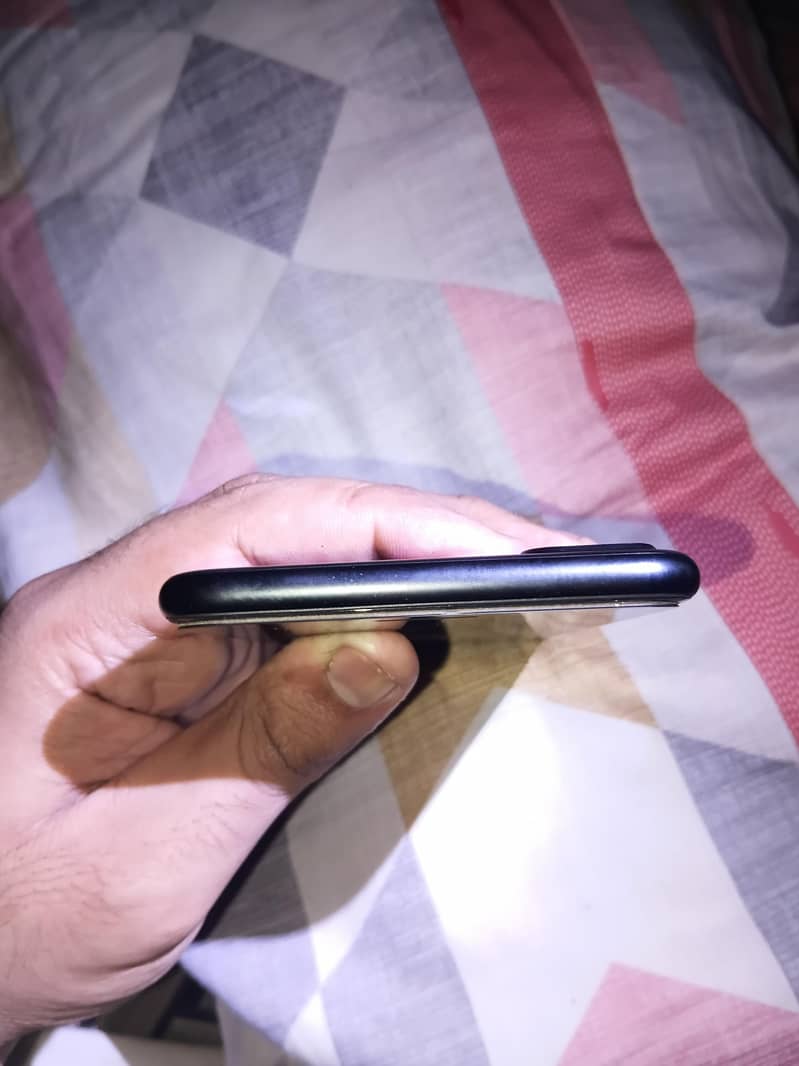 Apple iPhone 7 Plus 3