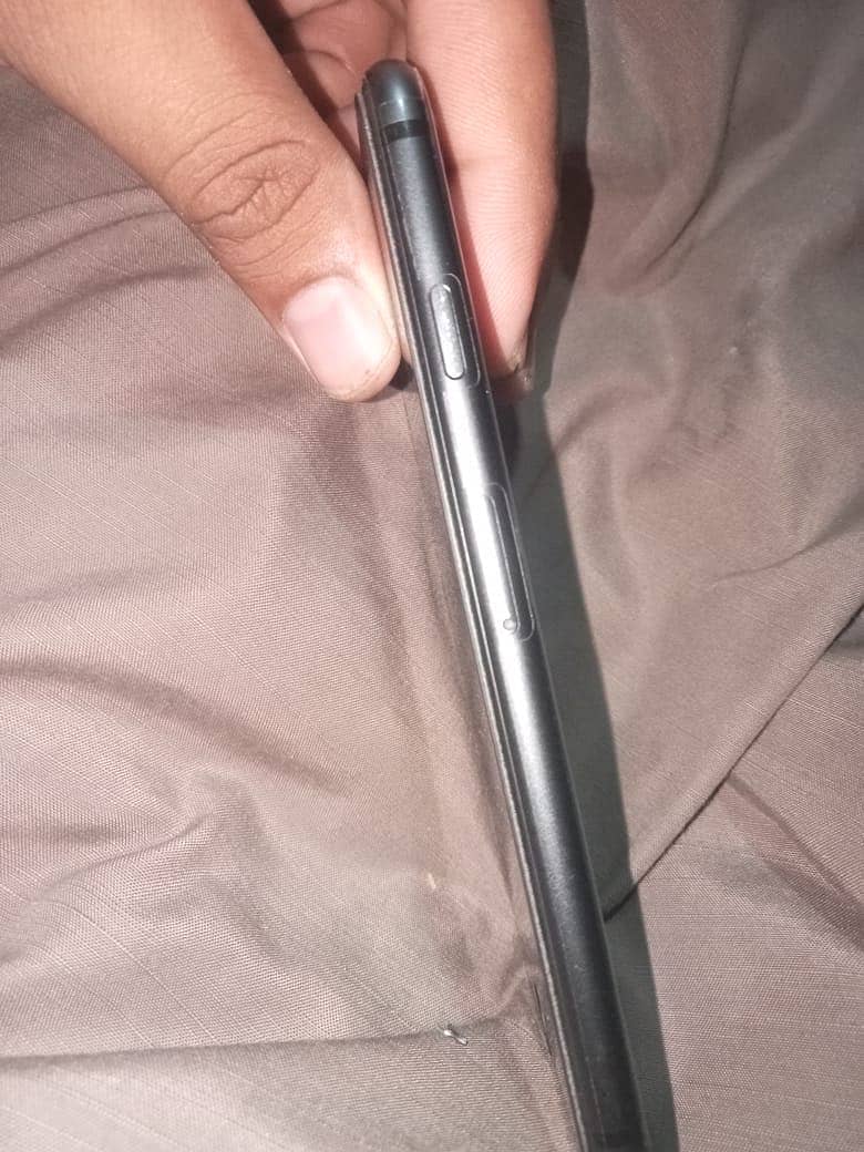 Apple iPhone 8 2