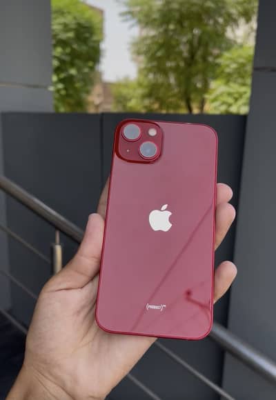 Apple iPhone 13