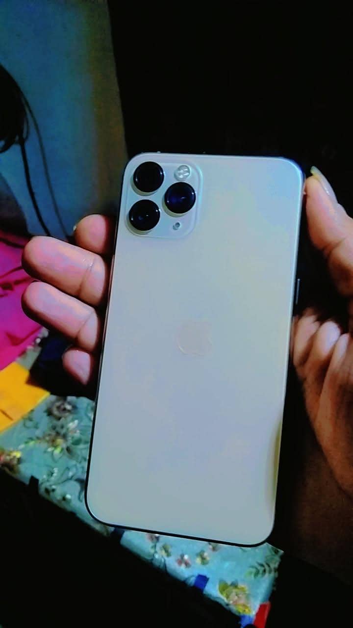Apple iPhone 11 Pro 0