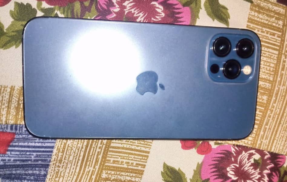 Apple iPhone 12 Pro 0