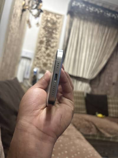 Apple iPhone 15 Pro