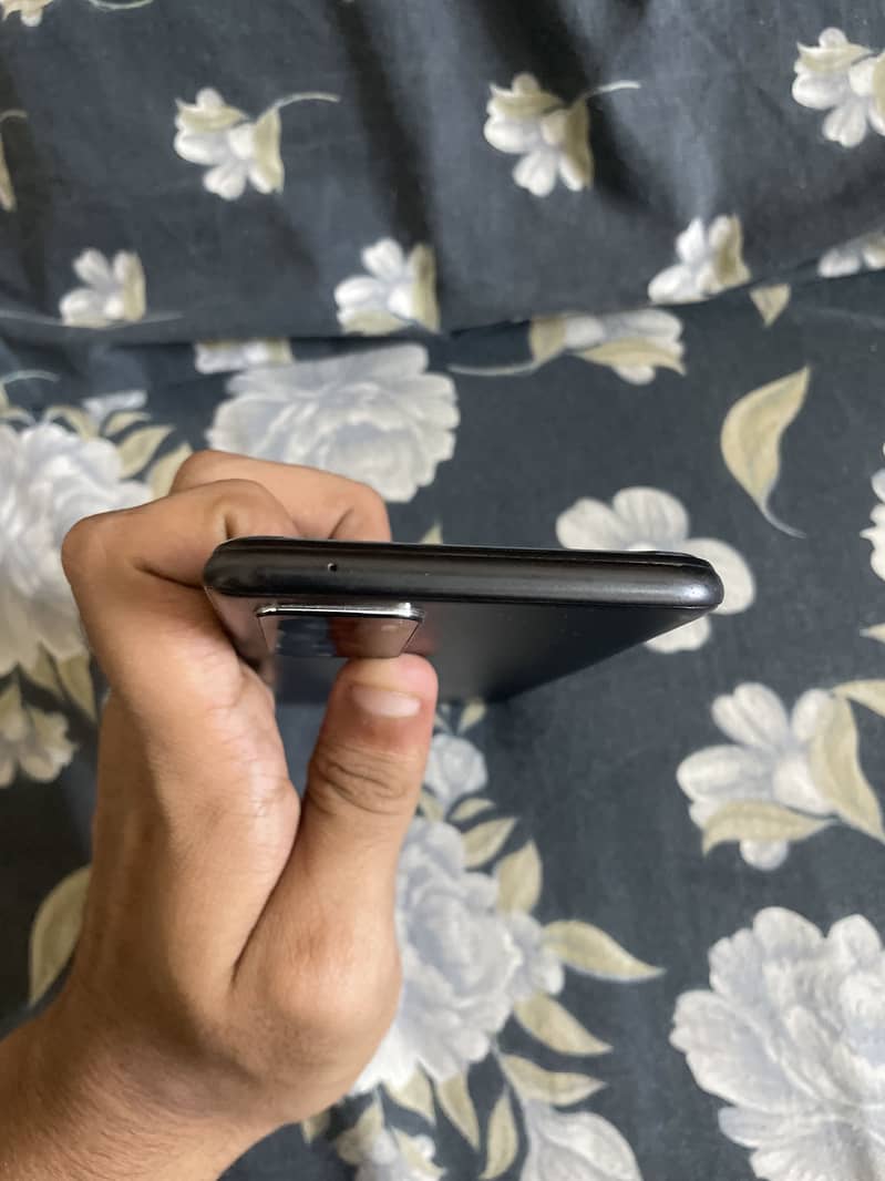 Oppo a76 1