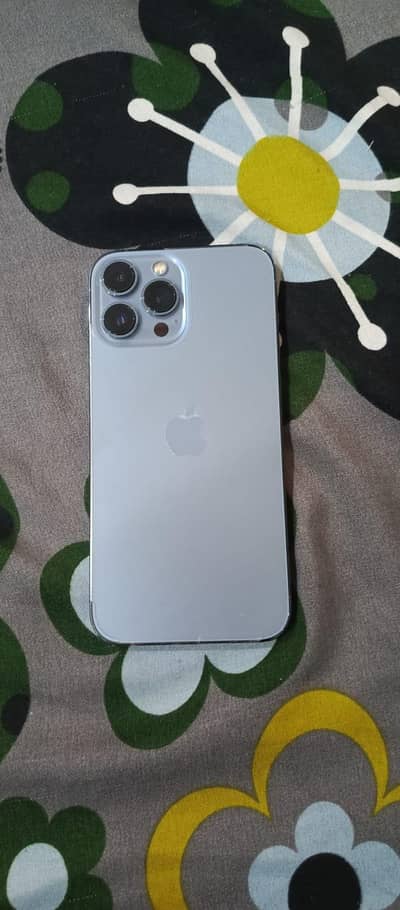 Apple iPhone 13 Pro Max (price negotiable)