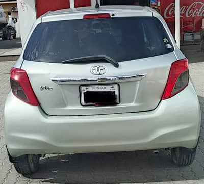 Toyota Vitz 2016