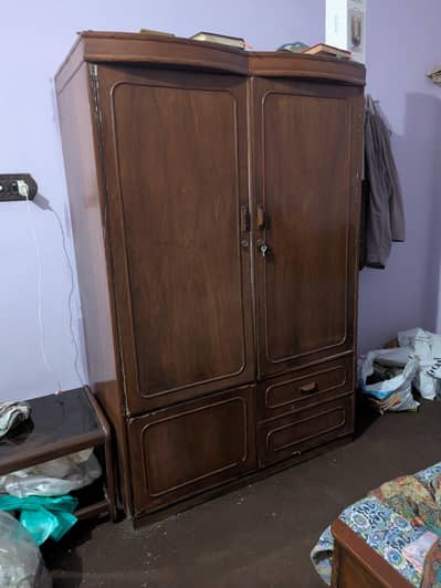 Almari , cupboard ,dressing , bartno wali almari