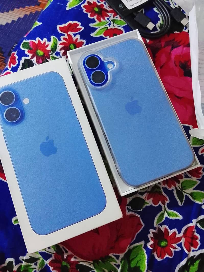 Apple iPhone 16 1