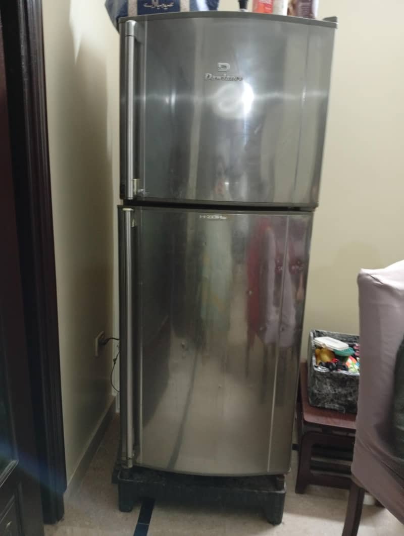 refrigerator 0
