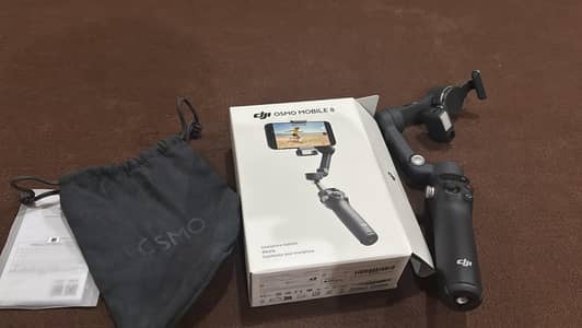 DJI Osmo Mobile 8