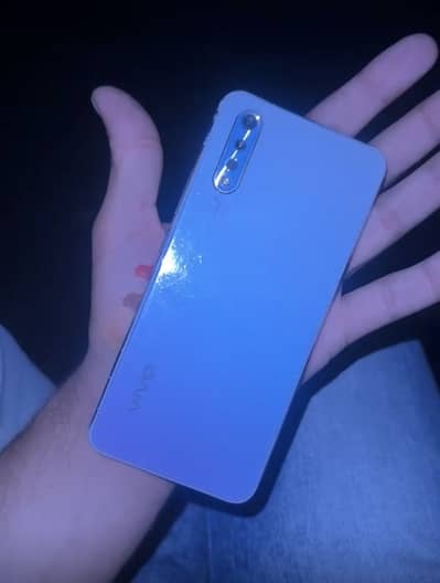 Vivo S1