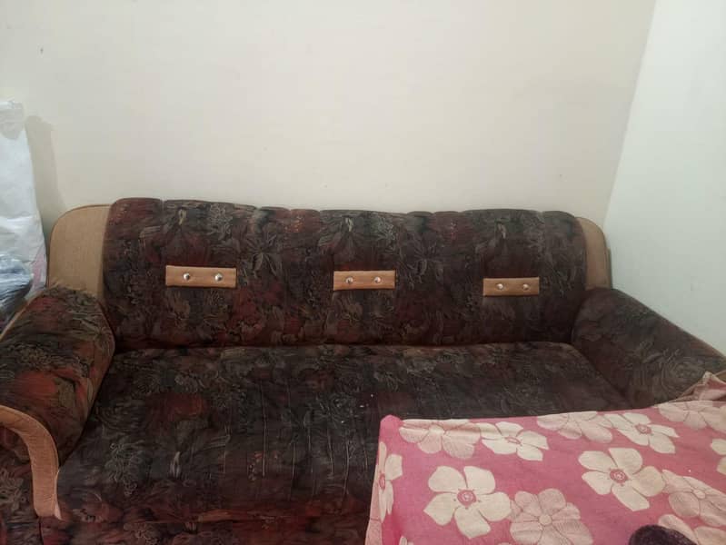 Sofa Set with Covers 0