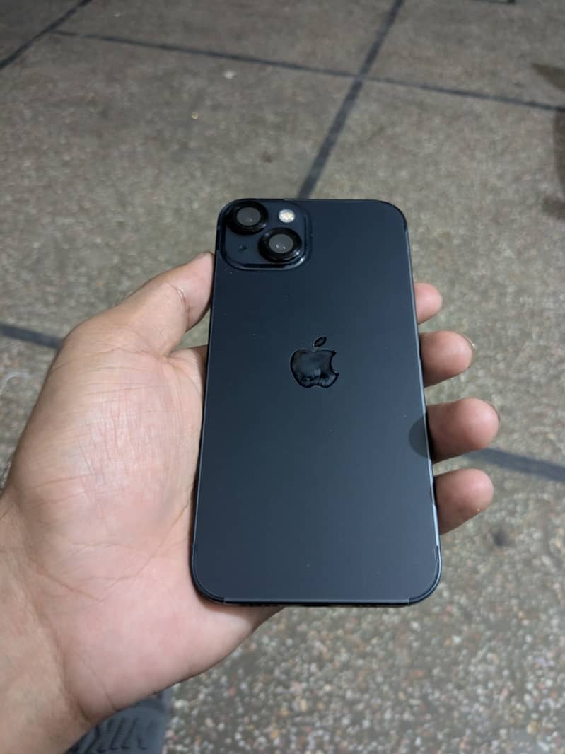 Apple iPhone 13 1