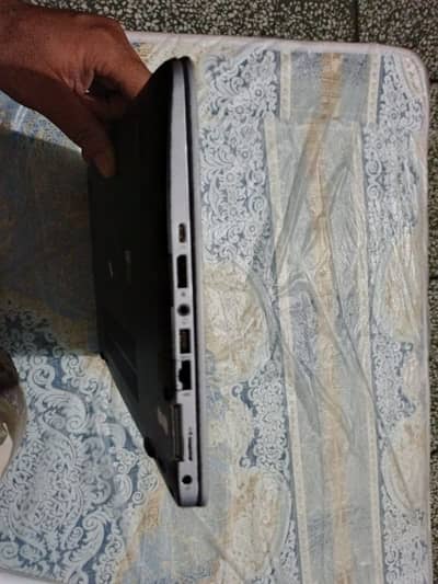 Hp Elite book 840 G4 with Touch Screen.