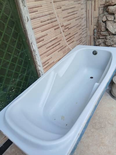 Bath tub / jacuzzi tub / whirlpool bath tub