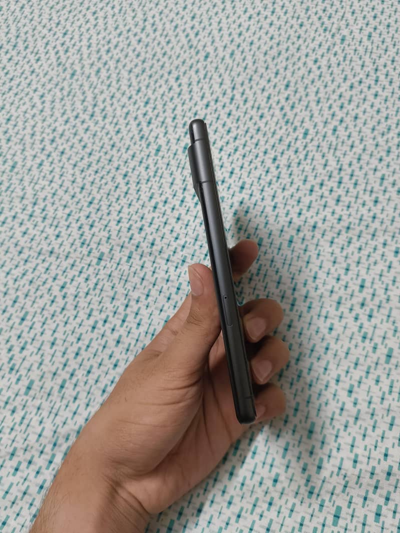 Google Pixel 7 4