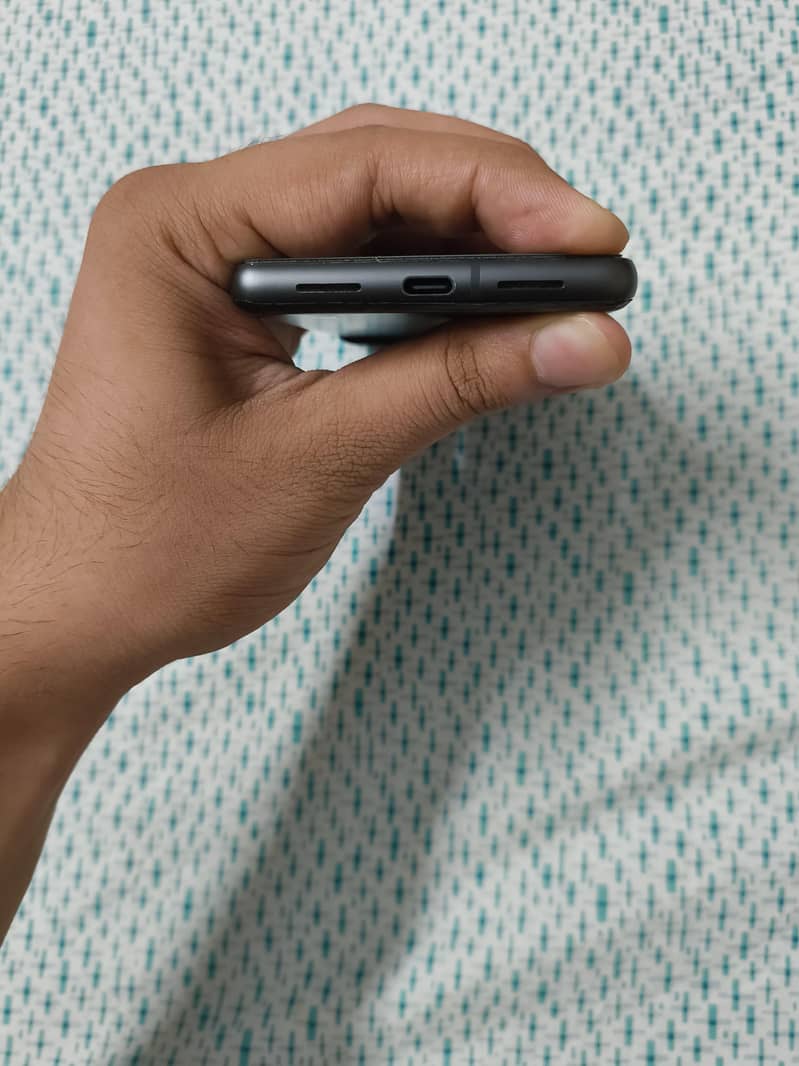 Google Pixel 7 5