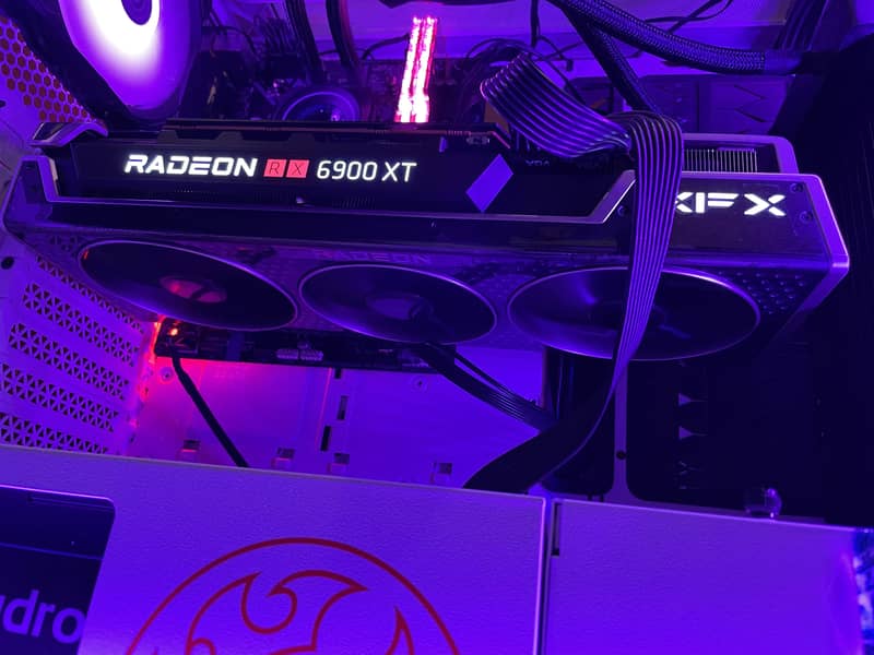 RX 6900 XT 3