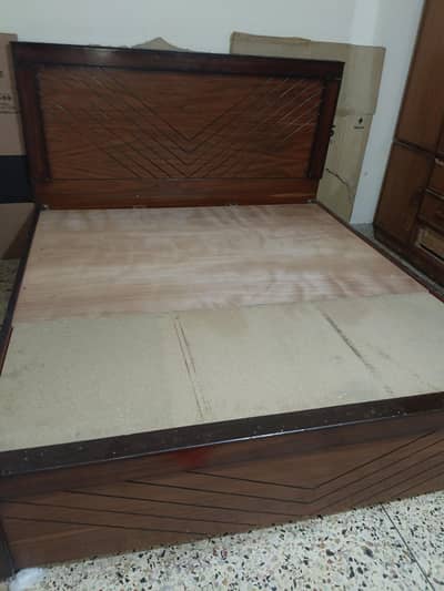 Double bed in good condition