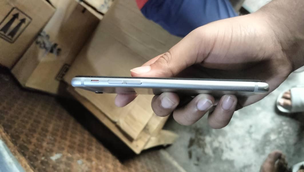 Apple iPhone 6 5