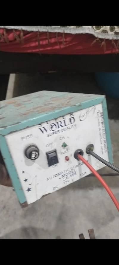 12 volt fan 15 ampair charger 9 plate battery
