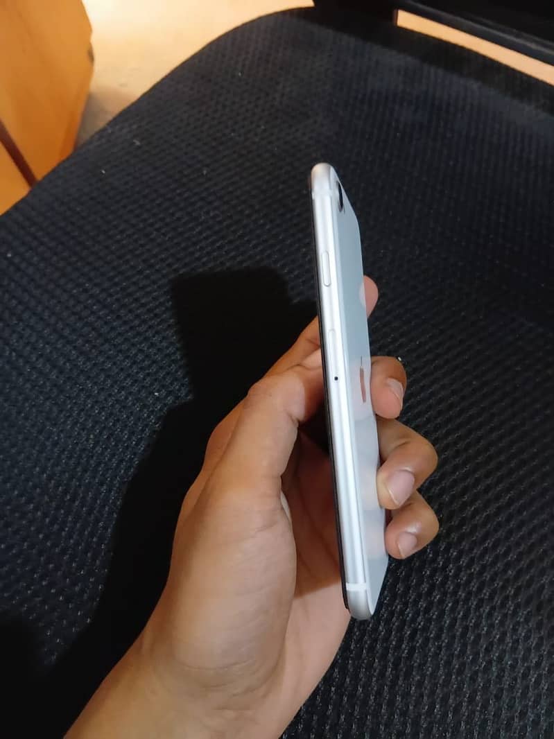 Apple iPhone SE 2