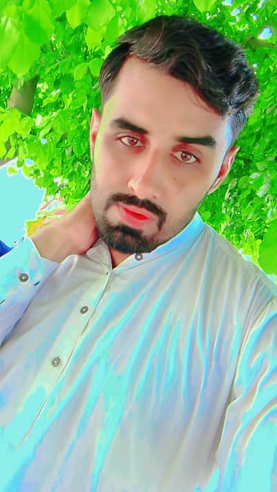 I need urgently job plz