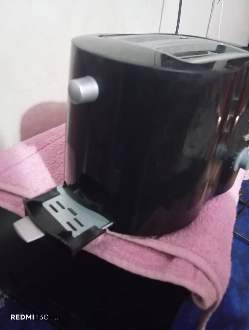 2 slice toaster 3
