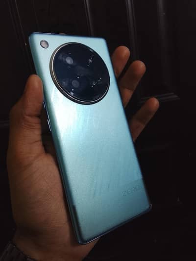 Infinix Zero 40