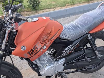 YBR 125G 2023 Model only 4700 km driven All punjab numbar brend new