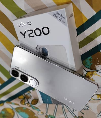 Vivo Y200