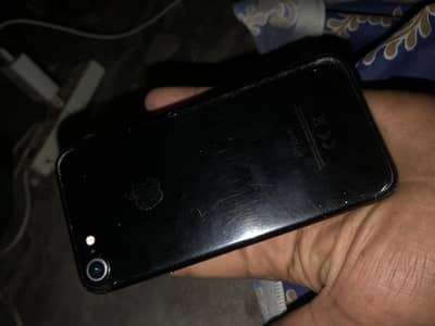 Apple iPhone 7