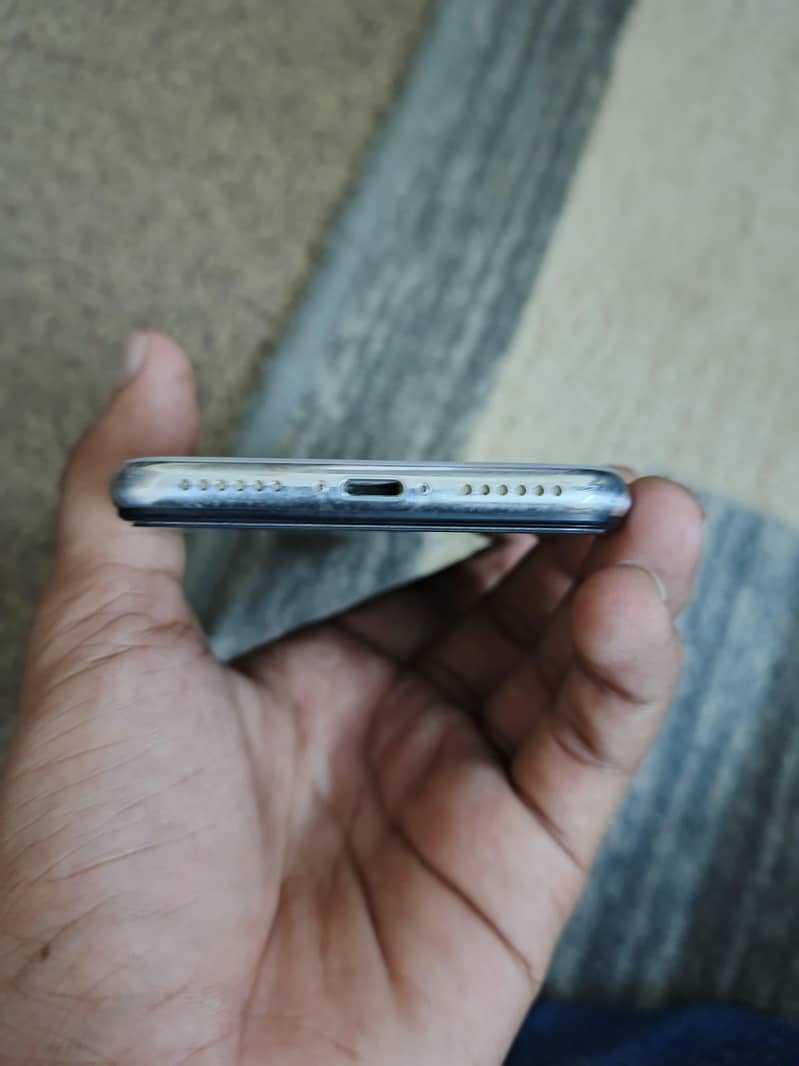 Apple iPhone X 2