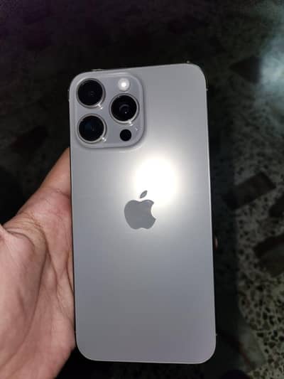 Apple iPhone 15 Pro Max