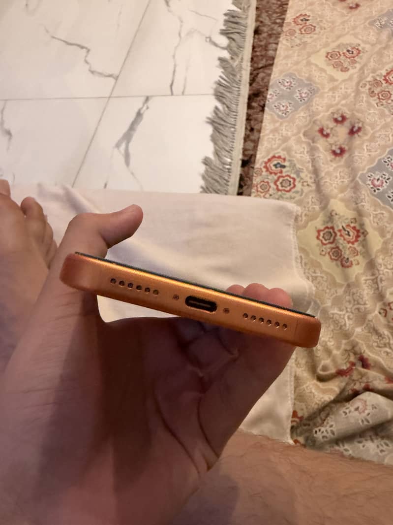 Apple iPhone 17 Pro Max 1