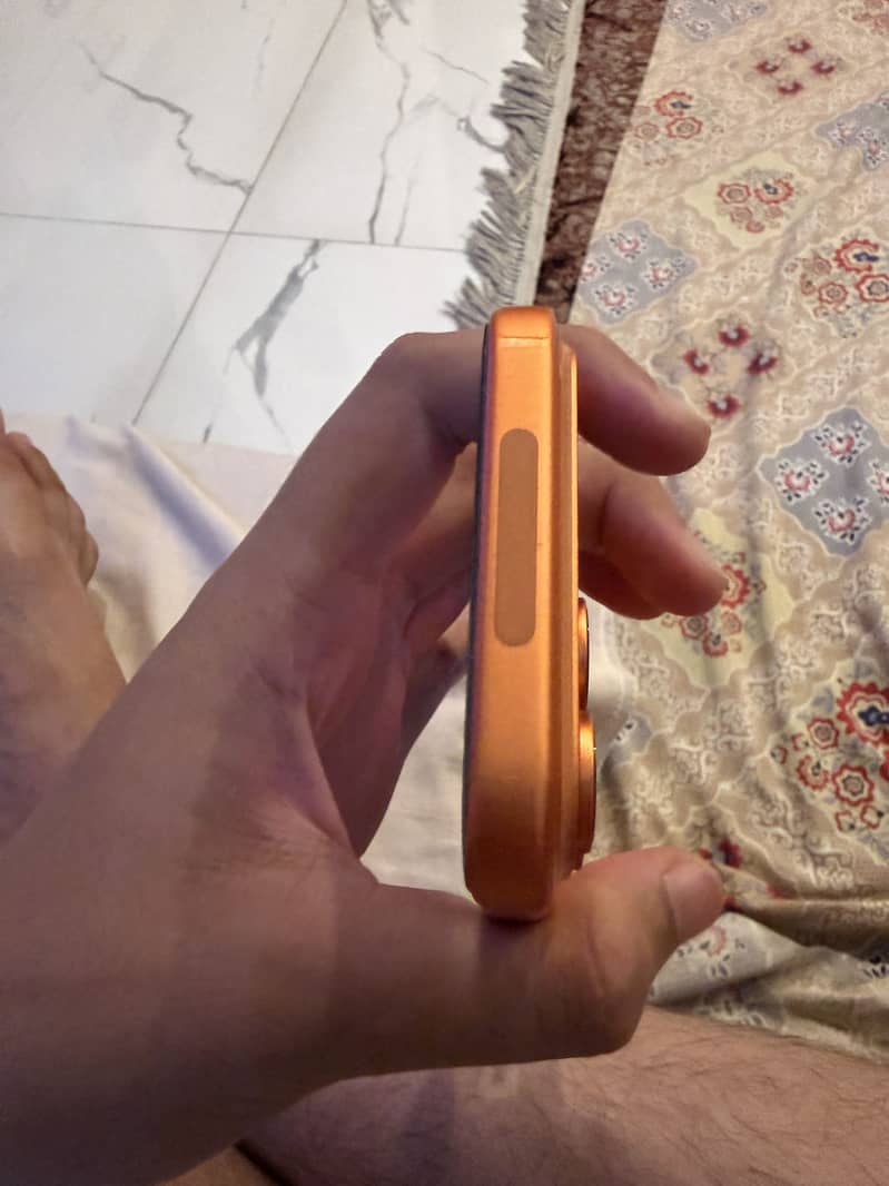 Apple iPhone 17 Pro Max 5