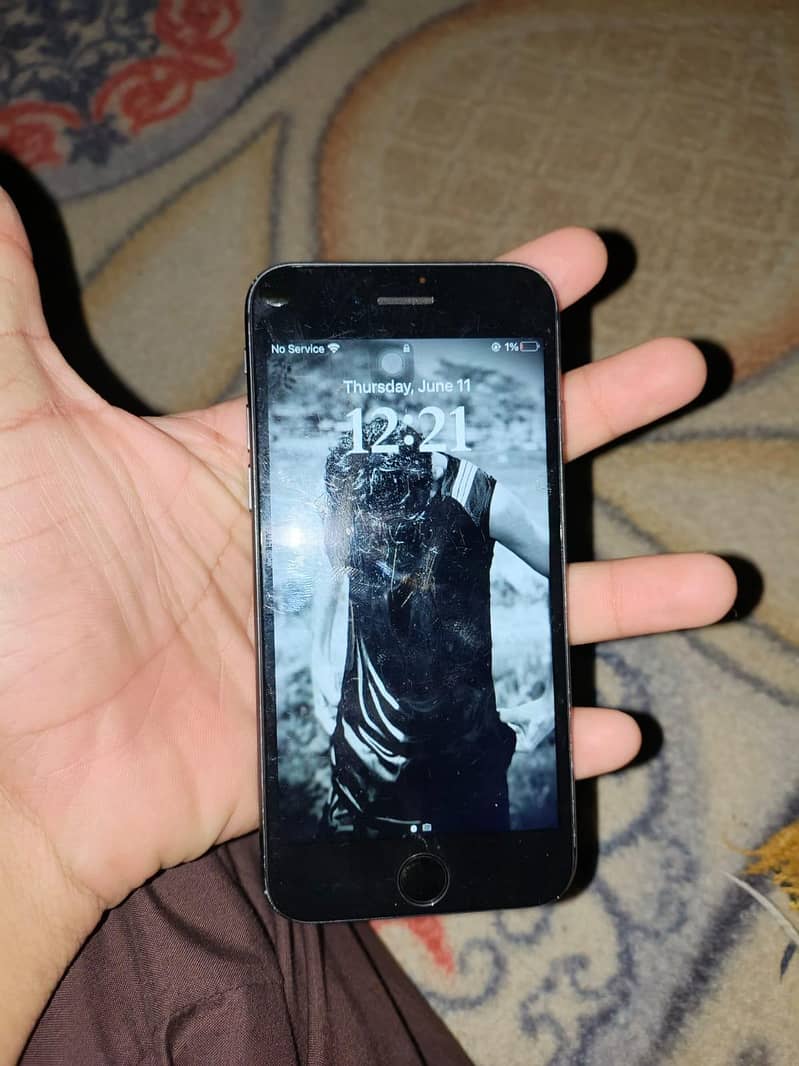 Apple iPhone 8 5