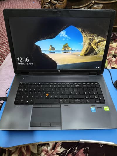 HP Zbook 17 G2 ( 4 GB GRAPHIC CARD )