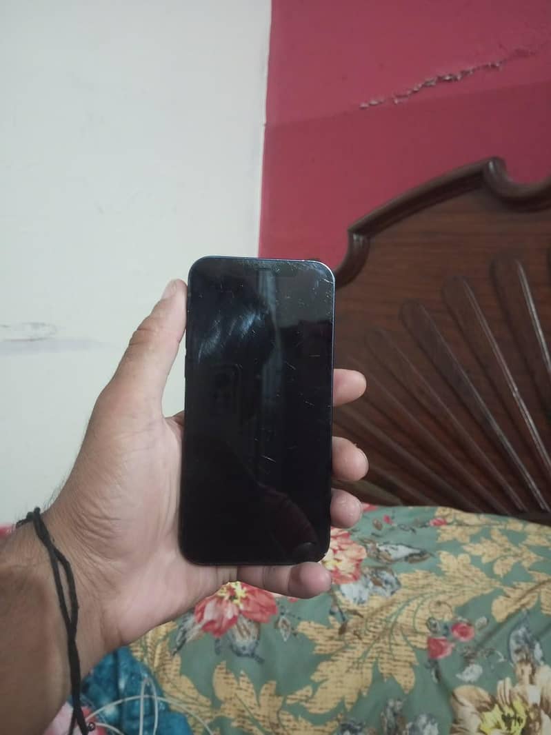 Apple iPhone 12 7