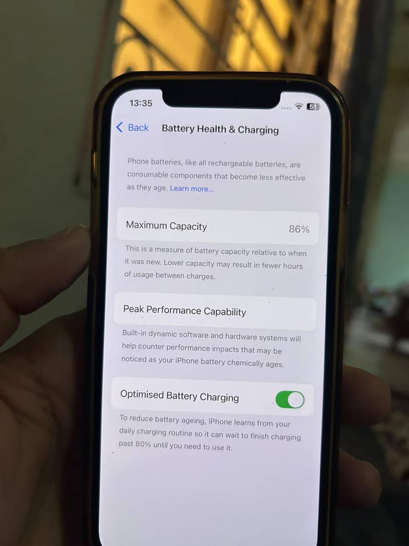Apple iPhone 12 11