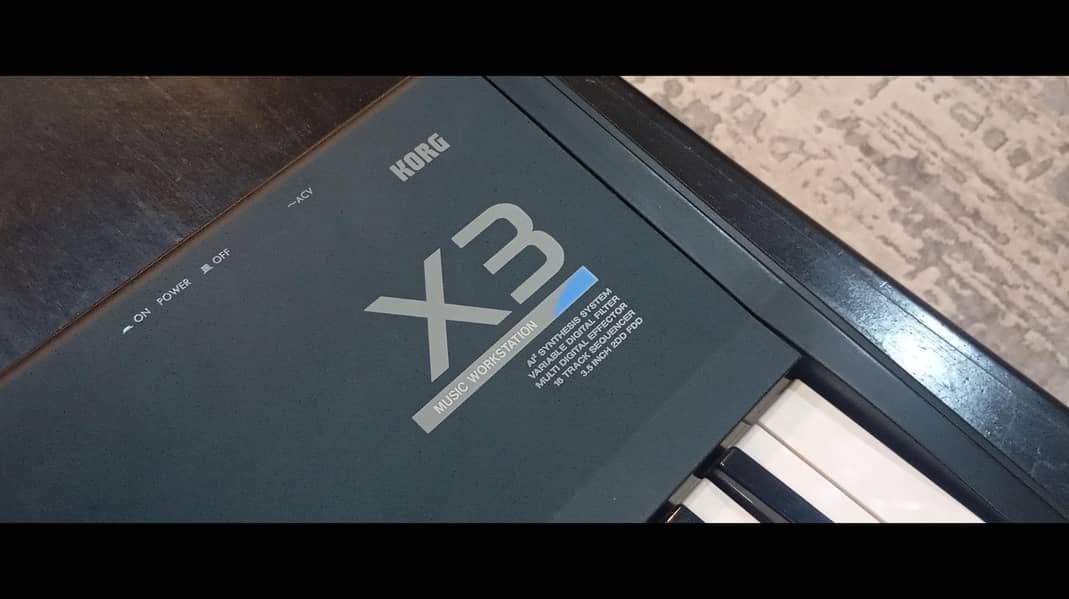 KORG x3 2