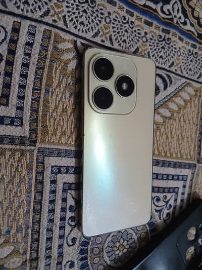 Tecno Spark 20